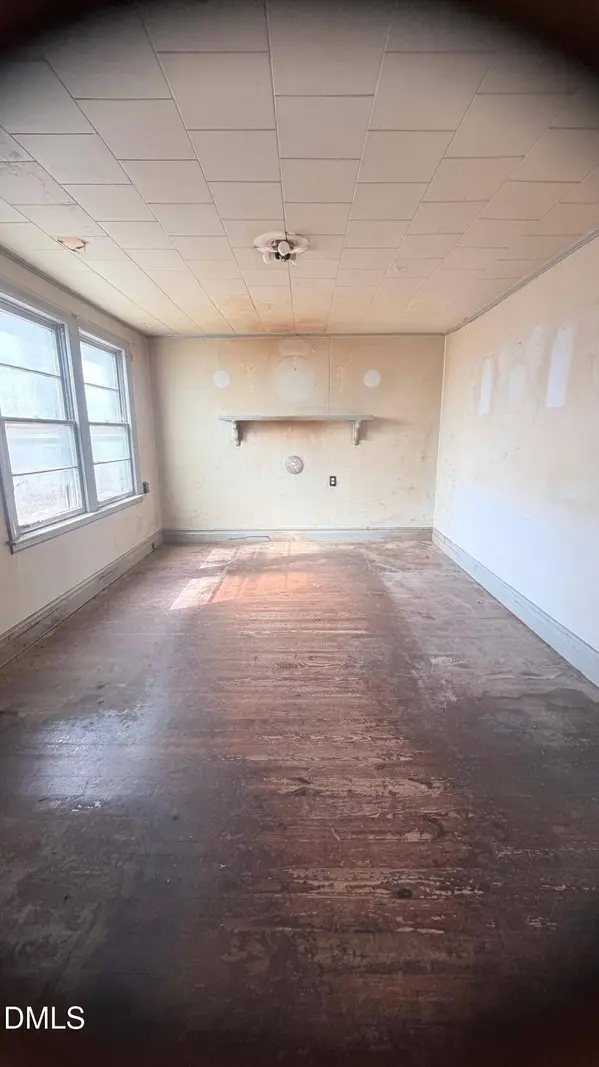 1352 Seays Road, Liberty, NC 27298