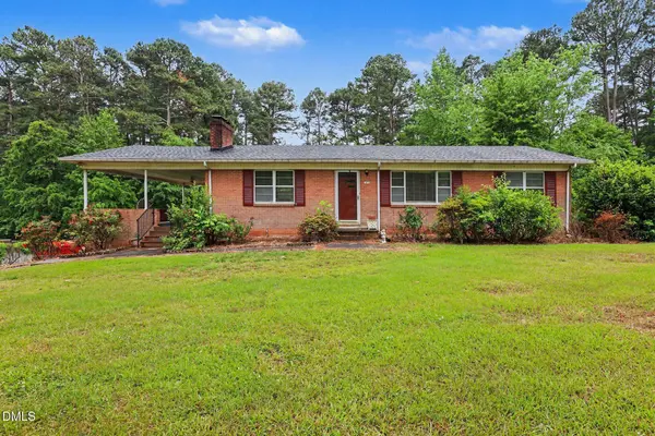 1813 Carbonton Road, Sanford, NC 27330