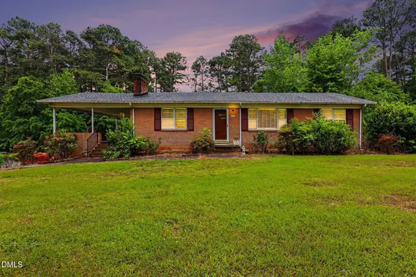 1813 Carbonton Road, Sanford, NC 27330