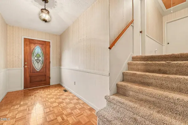 1001 Parkwood DR, Siler City, NC 27344
