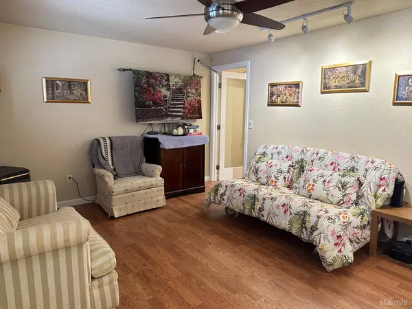 2613 Fountain Avenue, South Lake Tahoe, CA 96150