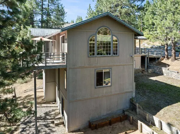 2400 Lupine Trail, South Lake Tahoe, CA 96150