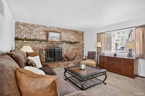 1152 Sonora Avenue, South Lake Tahoe, CA 96150