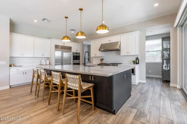 3925 E SAGEBRUSH Street, Gilbert, AZ 85296