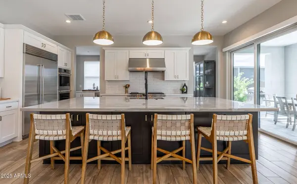 3925 E SAGEBRUSH Street, Gilbert, AZ 85296