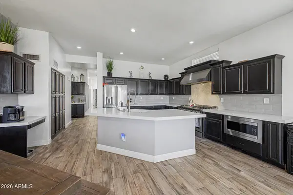 1830 W WISTERIA Drive, Chandler, AZ 85248