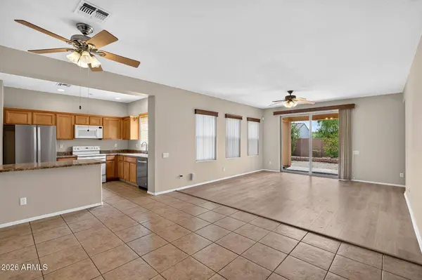 879 E Bellerive Place, Chandler, AZ 85249