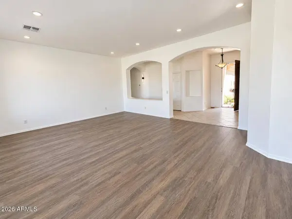 770 W CHERRYWOOD Drive, Chandler, AZ 85248