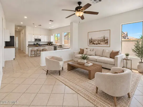 770 W CHERRYWOOD Drive, Chandler, AZ 85248