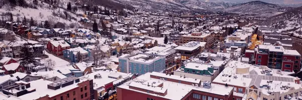 Park City vs. Aspen vs. Jackson Hole: Which Ski Town Wins?,Michael Diamond
