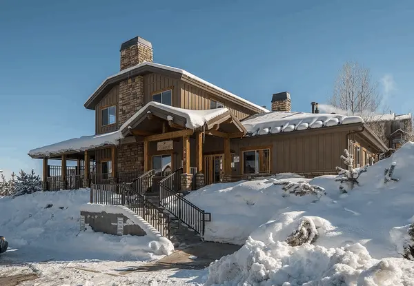 Ski-In/Ski-Out vs. Short Drive: Which Actually Performs Better as an Investment?,Michael Diamond