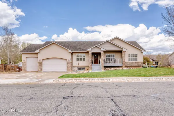 136 W 360, Kamas, UT 84036
