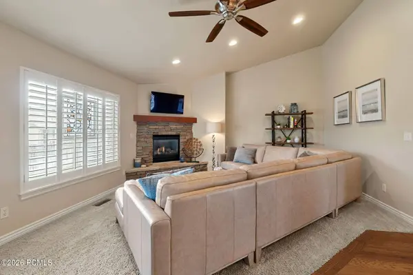 136 W 360, Kamas, UT 84036