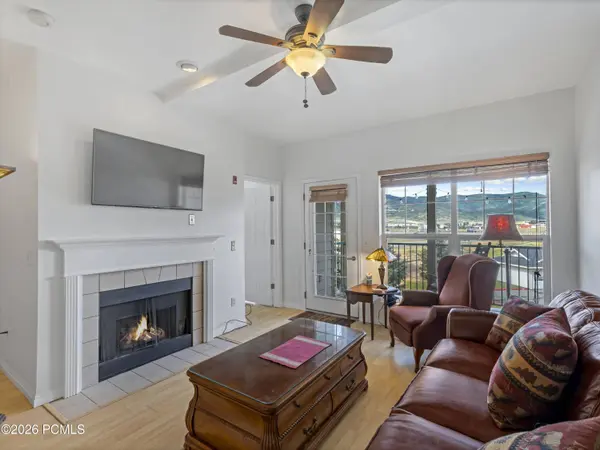 900 Bitner RD Road #Apt O33, Park City, UT 84098