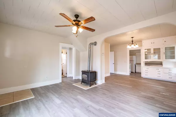 121 Williams (125) St, Lebanon, OR 97355