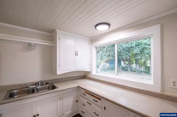 121 Williams (125) St, Lebanon, OR 97355