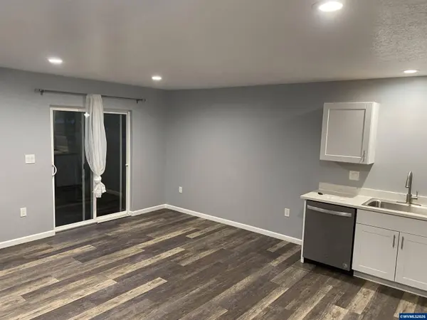 2211 Jefferson Ct, Albany, OR 97322