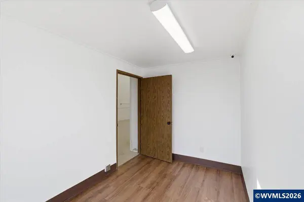 2300 Ferry #6 St, Albany, OR 97322