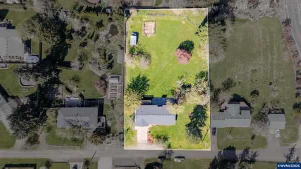 1047 Northview Ln NW NW, Albany, OR 97321