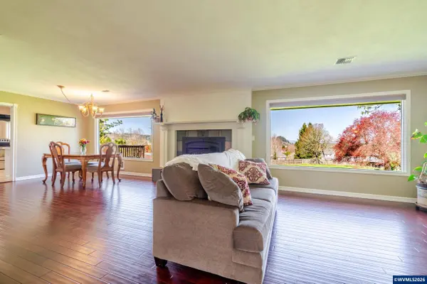 1047 Northview Ln NW NW, Albany, OR 97321