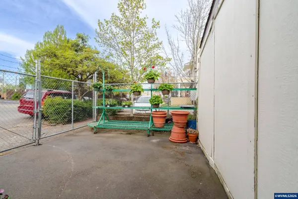 305 Washington St, Albany, OR 97321