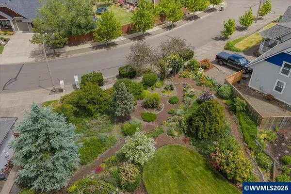 1306 Thorn Dr, Albany, OR 97321