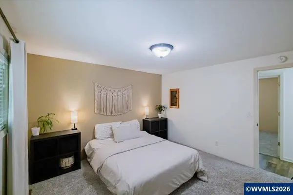 1475 Seattle Slew Dr SE SE, Salem, OR 97317