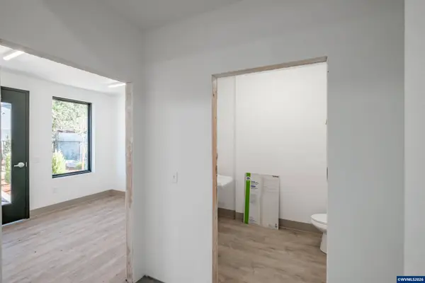 2989 Ferry #102 St, Albany, OR 97322