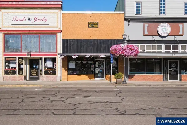 764 Main St