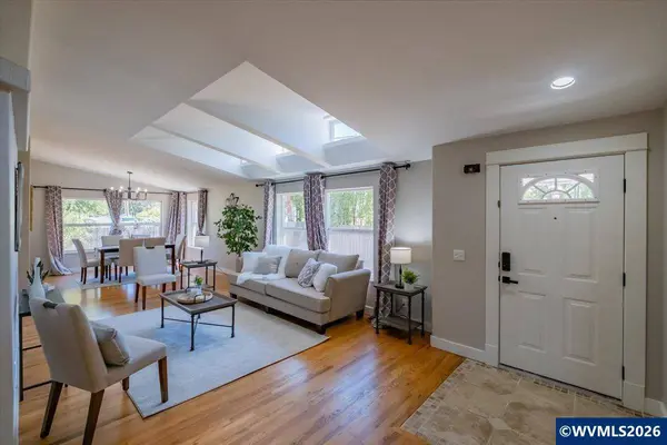 1697 Laura Vista Dr, Albany, OR 97321