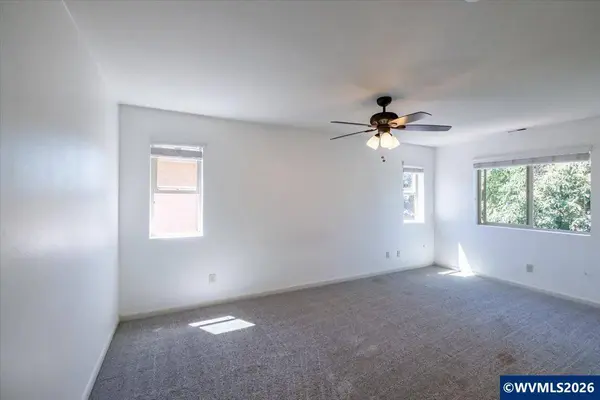 2354 Laura Vista Dr, Albany, OR 97321