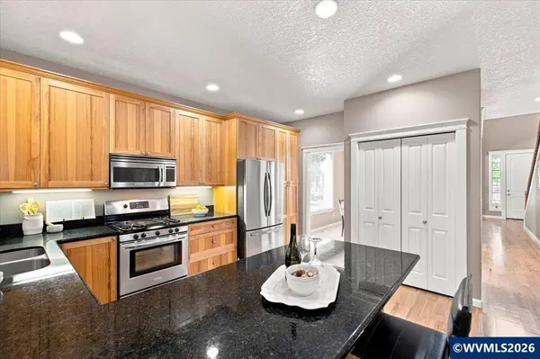 2681 Oak Ridge St NW, Albany, OR 97321