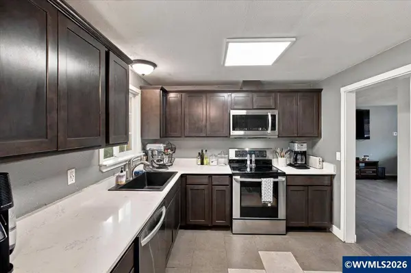 34514 Knox Butte Rd E, Albany, OR 97322