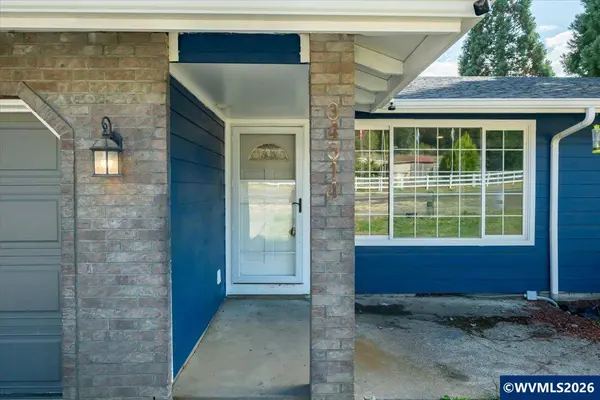 34514 Knox Butte Rd E, Albany, OR 97322