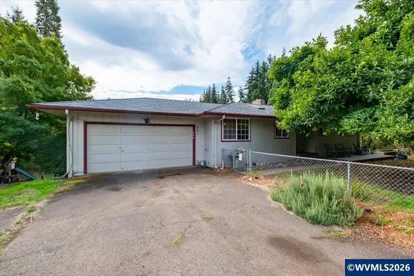 662 East Thornton Lake Dr