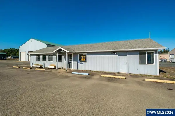 310 9th St, Philomath, OR 97370