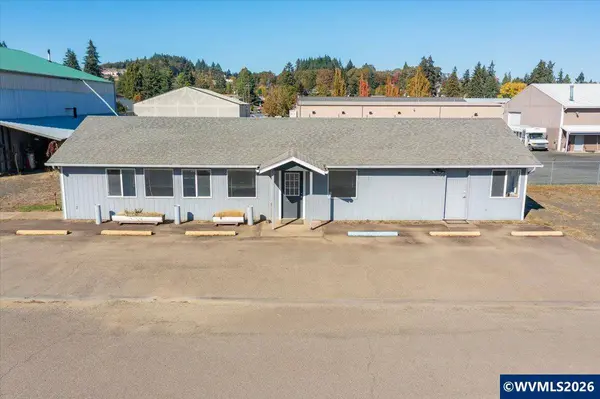 310 9th St, Philomath, OR 97370