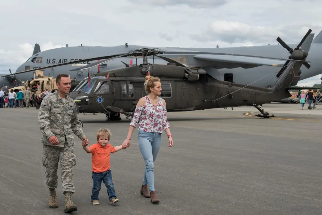 What to Expect When PCSing to Alaska: A Military Family’s Guide