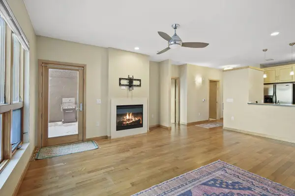 1835 Winnebago Street #207, Madison, WI 53704