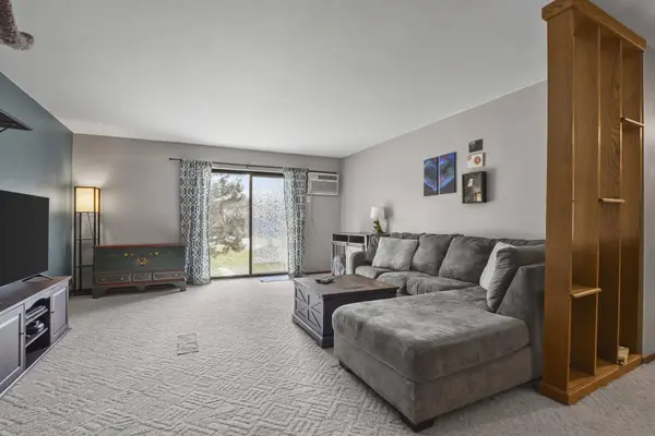 1015 N Sunnyvale Lane #D, Madison, WI 53713