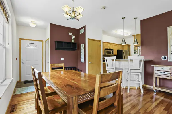 3122 Dorchester Way #6, Madison, WI 53719