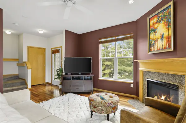 3122 Dorchester Way #6, Madison, WI 53719