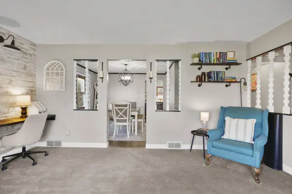 6788 Prairie View Drive, Sun Prairie, WI 53590