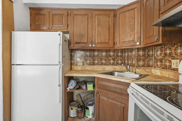 15 Sherman Terrace #1, Madison, WI 53704-4403