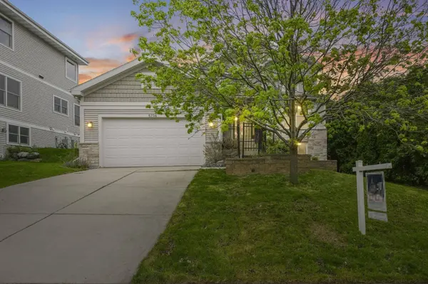 5734 Rosslare Lane, Fitchburg, WI 53711