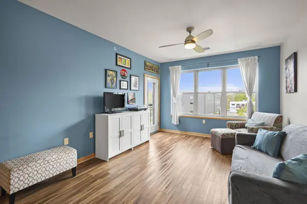 107 Sutherland Court #323, Madison, WI 53704