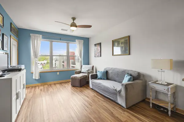107 Sutherland Court #323, Madison, WI 53704