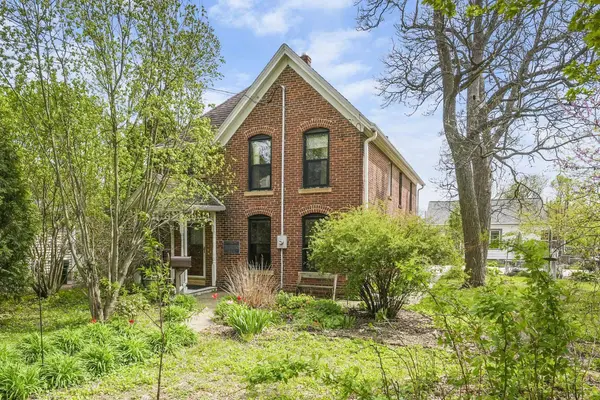 2817 Milwaukee Street, Madison, WI 53704