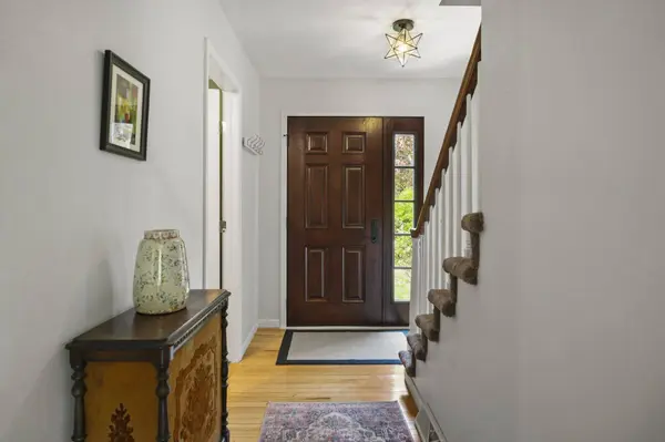 37 N Harwood Circle, Madison, WI 53717