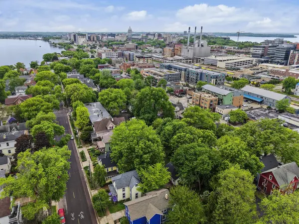 929 Williamson Street, Madison, WI 53703